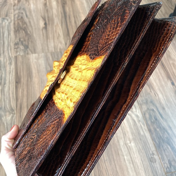 Vintage genuine crocodile handbag - Picture 15 of 17